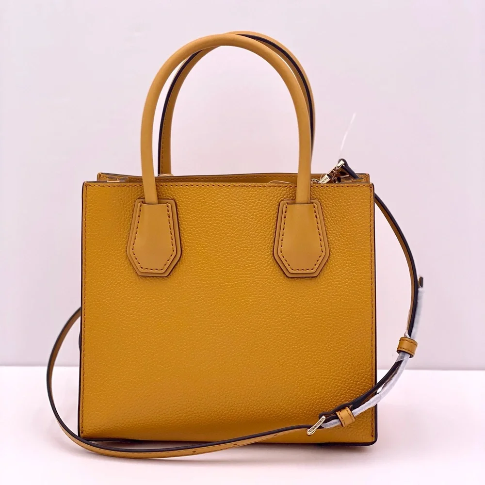 Michael Kors Mercer Md Messenger Crossbody - Picture 5 of 11